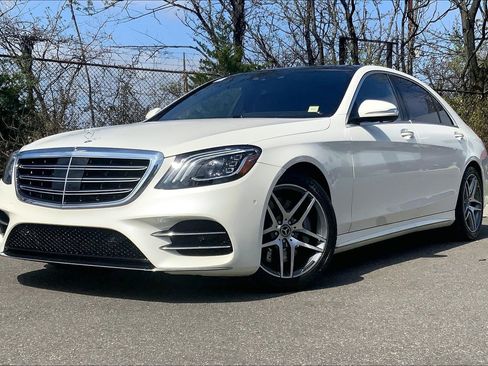 Used 2018 Mercedes-Benz S 560 4MATIC Sedan image 1