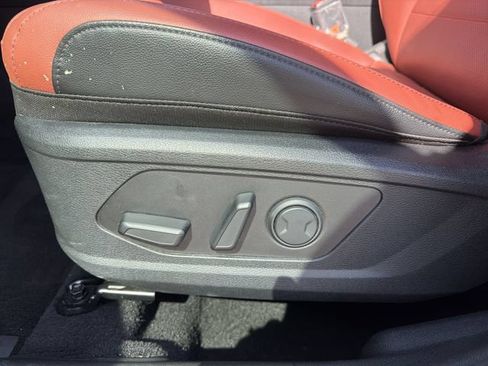 Used 2025 Kia Sportage SX FWD image 10