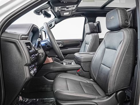 Used 2023 Chevrolet Tahoe High Country w/ Advanced Technology Package image 7