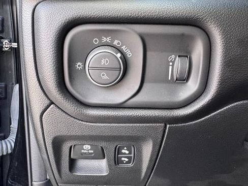 Used 2023 RAM 1500 Big Horn AWD/4WD image 26