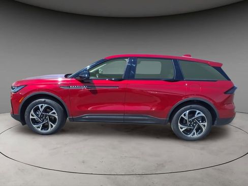 New 2026 Lincoln Nautilus Premier w/ Equipment Group 102A AWD/4WD image 2