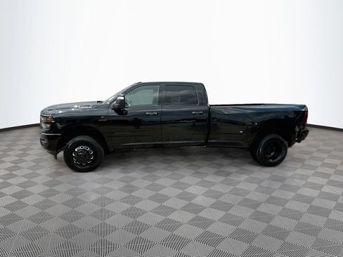New 2026 RAM 3500 Big Horn AWD/4WD image 8