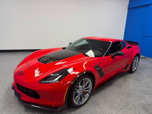 Used 2018 Chevrolet Corvette Z06 RWD image 33