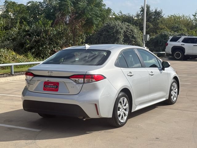 Used 2026 Toyota Corolla LE FWD image 5
