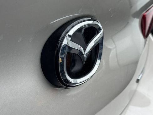 Used 2025 MAZDA MAZDA3 s FWD image 20