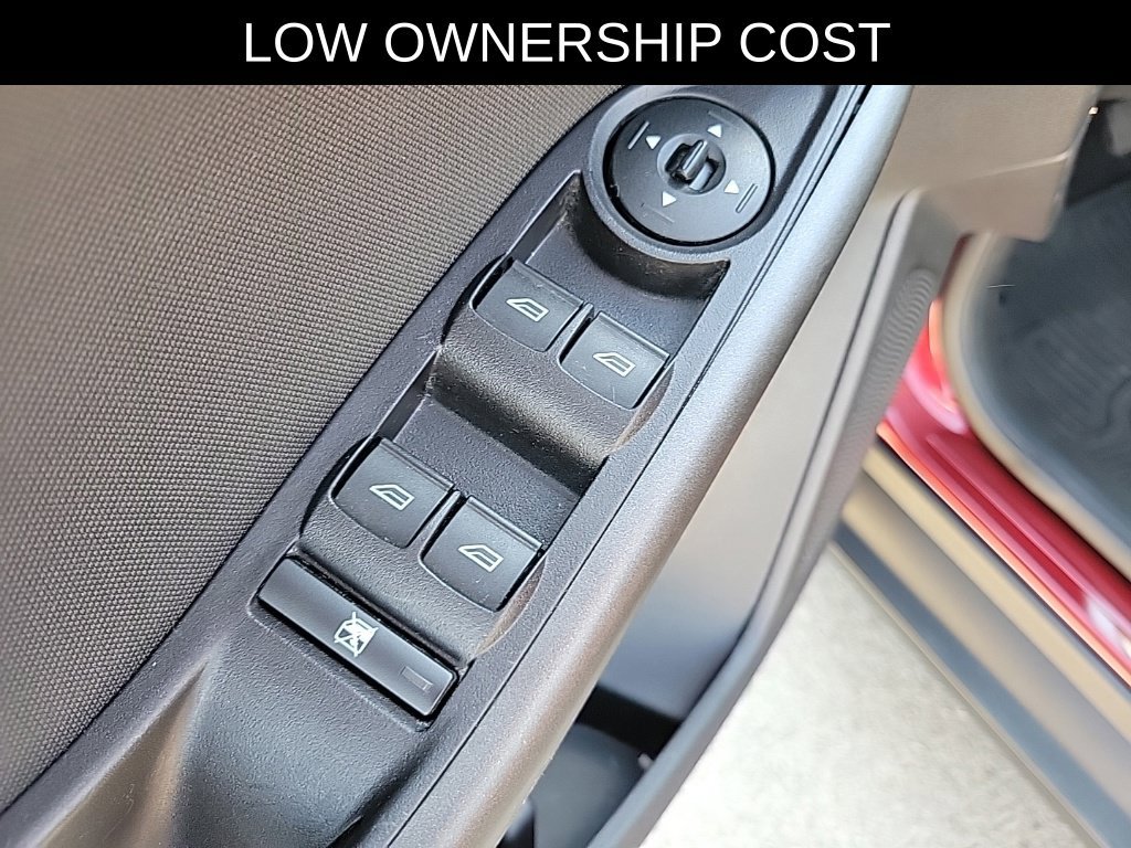 Used 2017 Ford Focus SEL w/ Interior Protection Package FWD image 18