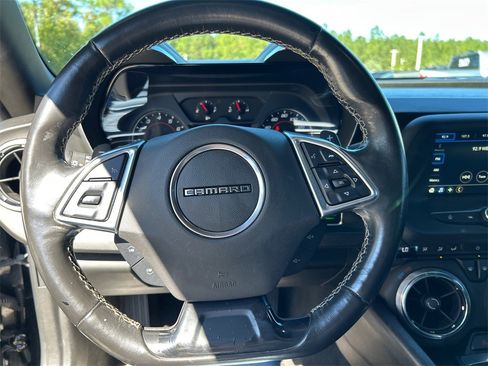 Used 2019 Chevrolet Camaro LT image 20
