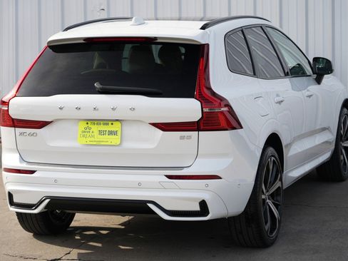 Used 2023 Volvo XC60 B5 Ultimate w/ Protection Package Premier image 53