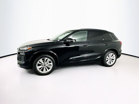 Used 2025 Audi Q6 e-tron Premium Plus w/ Premium Plus RWD image 4