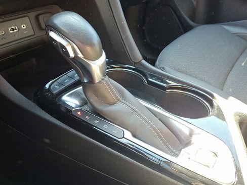 Used 2023 Buick Encore GX Select w/ Sport Touring Package image 16