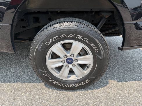 Used 2018 Ford F150 XLT AWD/4WD image 31