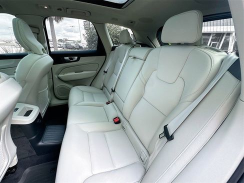 Used 2025 Volvo XC60 T8 Plus w/ Protection Package Premier image 25