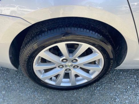 Used 2015 Chevrolet Malibu LT FWD image 30