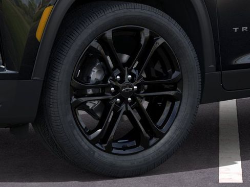 New 2026 Chevrolet Traverse LT w/ Driver Confidence Package FWD image 9