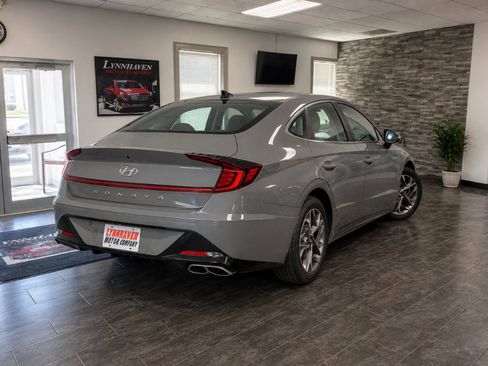 Used 2021 Hyundai Sonata SEL w/ Winter Weather Package FWD image 4