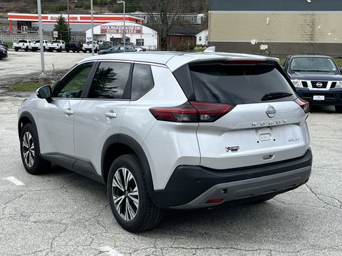 Used 2023 Nissan Rogue SV AWD/4WD image 5