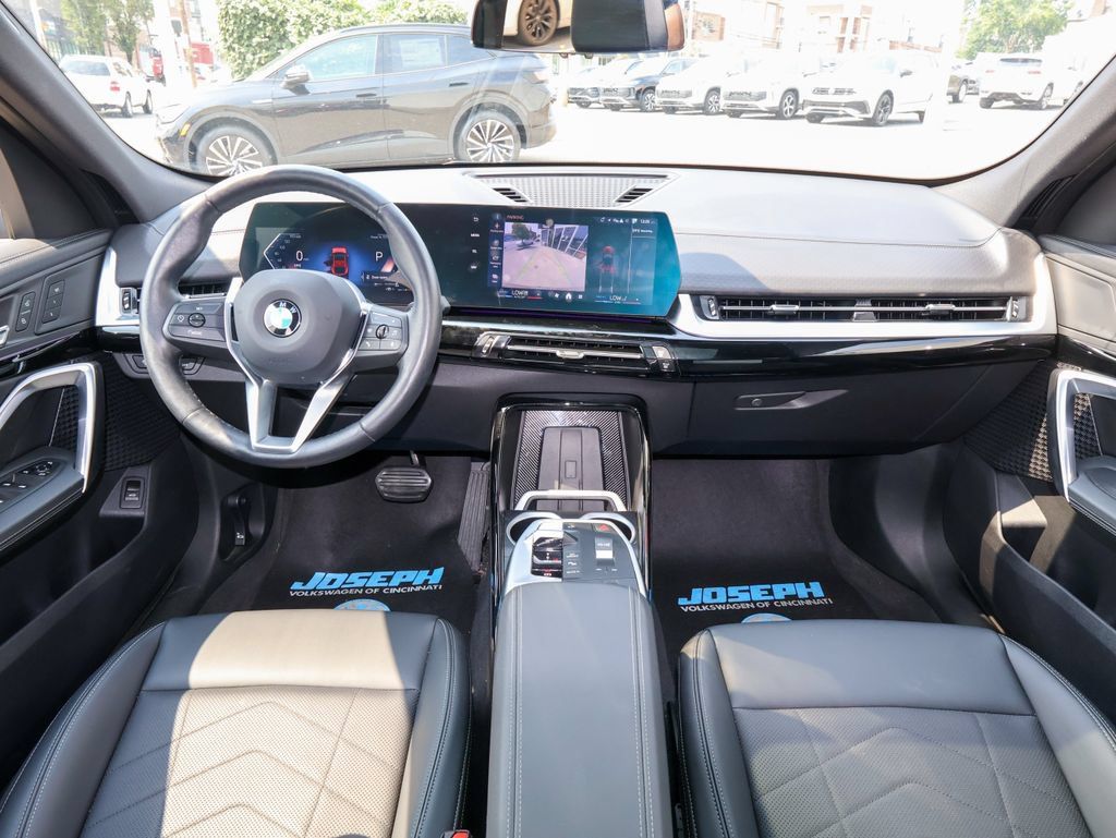 Used 2026 BMW X2 xDrive28i AWD/4WD image 18