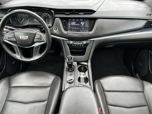 Certified 2024 Cadillac XT5 Premium Luxury AWD/4WD image 13