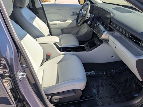 Used 2024 Hyundai Kona Limited image 38