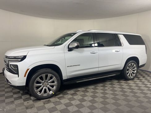 New 2026 Chevrolet Suburban Premier image 13