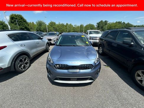 Used 2022 Kia Niro EX Premium FWD image 16