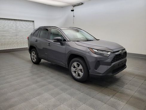 Used 2022 Toyota RAV4 XLE AWD/4WD image 11