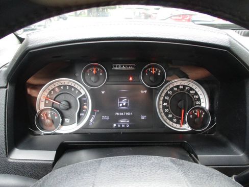Used 2014 RAM 2500 Laramie AWD/4WD image 16