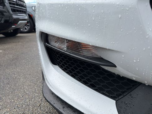 Used 2019 Ford Mustang Shelby GT350 w/ Technology Package image 16