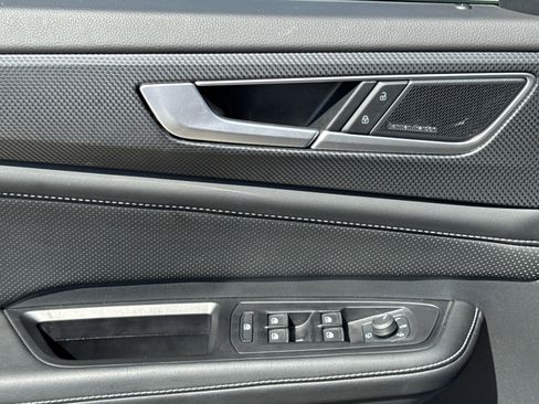 Used 2024 Volkswagen Atlas Cross Sport SEL Premium R-Line image 10