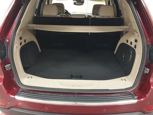 Used 2021 Jeep Grand Cherokee Limited w/ Luxury Group II image 25