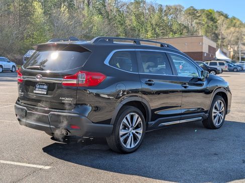 Used 2022 Subaru Ascent Limited w/ Technology Package image 9