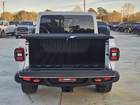 New 2026 Jeep Gladiator Mojave AWD/4WD image 38
