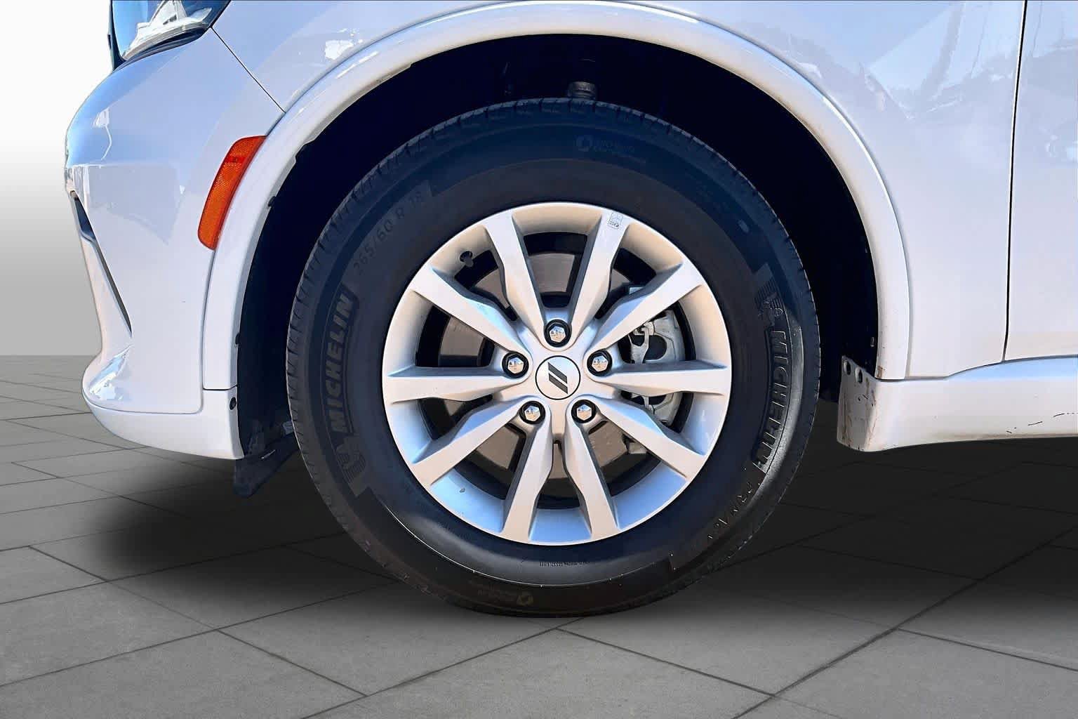 Used 2025 Dodge Durango GT RWD image 11