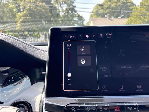 Used 2022 Jeep Compass Limited image 19