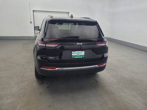 Used 2023 Jeep Grand Cherokee 4WD 4xe image 6