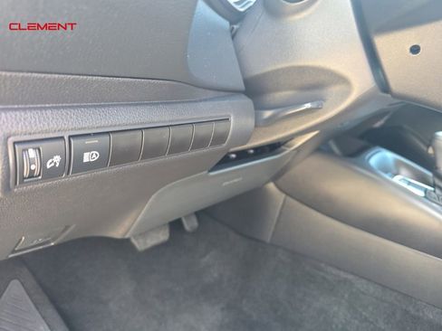 Used 2026 Toyota Corolla LE FWD image 8