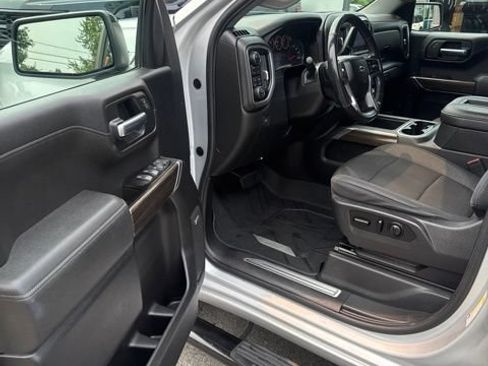 Used 2019 Chevrolet Silverado 1500 RST AWD/4WD image 15
