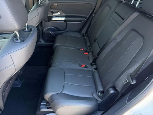 New 2026 Mercedes-Benz GLB 250 4MATIC image 15