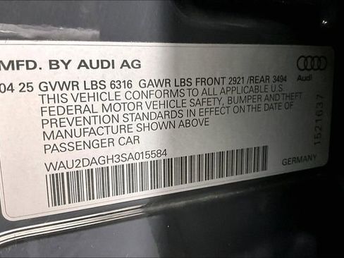Used 2025 Audi A6 e-tron Premium Plus w/ Premium Plus AWD/4WD image 29