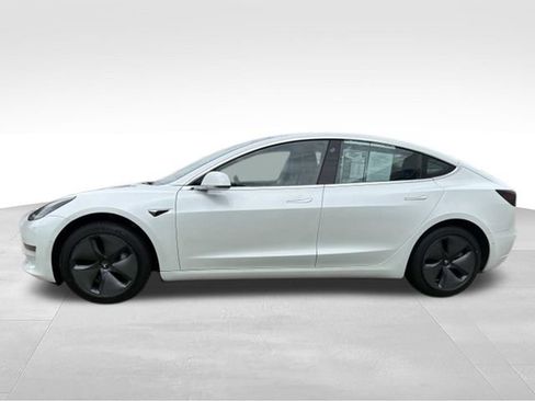 Used 2019 Tesla Model 3 Standard Range Plus RWD image 16