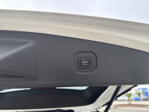 Used 2017 GMC Terrain Denali image 25