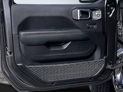 New 2026 Jeep Gladiator Sport AWD/4WD image 12