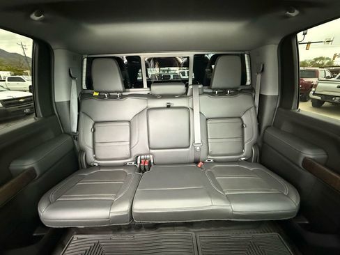 Used 2022 GMC Sierra 2500 Denali w/ Denali Ultimate Package AWD/4WD image 41