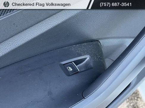 Used 2023 Volkswagen Jetta Sport image 25