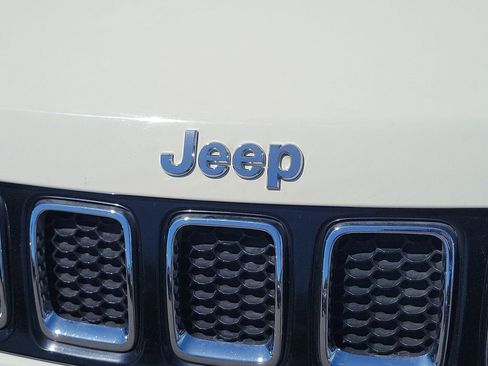 Used 2019 Jeep Compass Limited w/ Advanced Safety Group AWD/4WD image 31