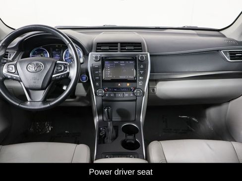 Used 2015 Toyota Camry XLE image 14