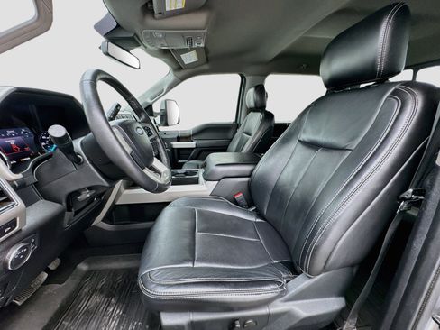 Used 2020 Ford F250 Lariat w/ Lariat Value Package AWD/4WD image 13