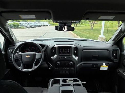 New 2026 Chevrolet Silverado 1500 Custom AWD/4WD image 19