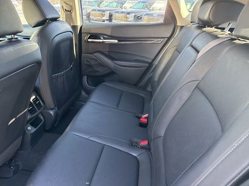 Used 2022 Kia Seltos EX image 23