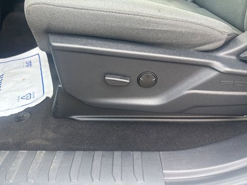 Used 2025 Ford F250 XLT image 29